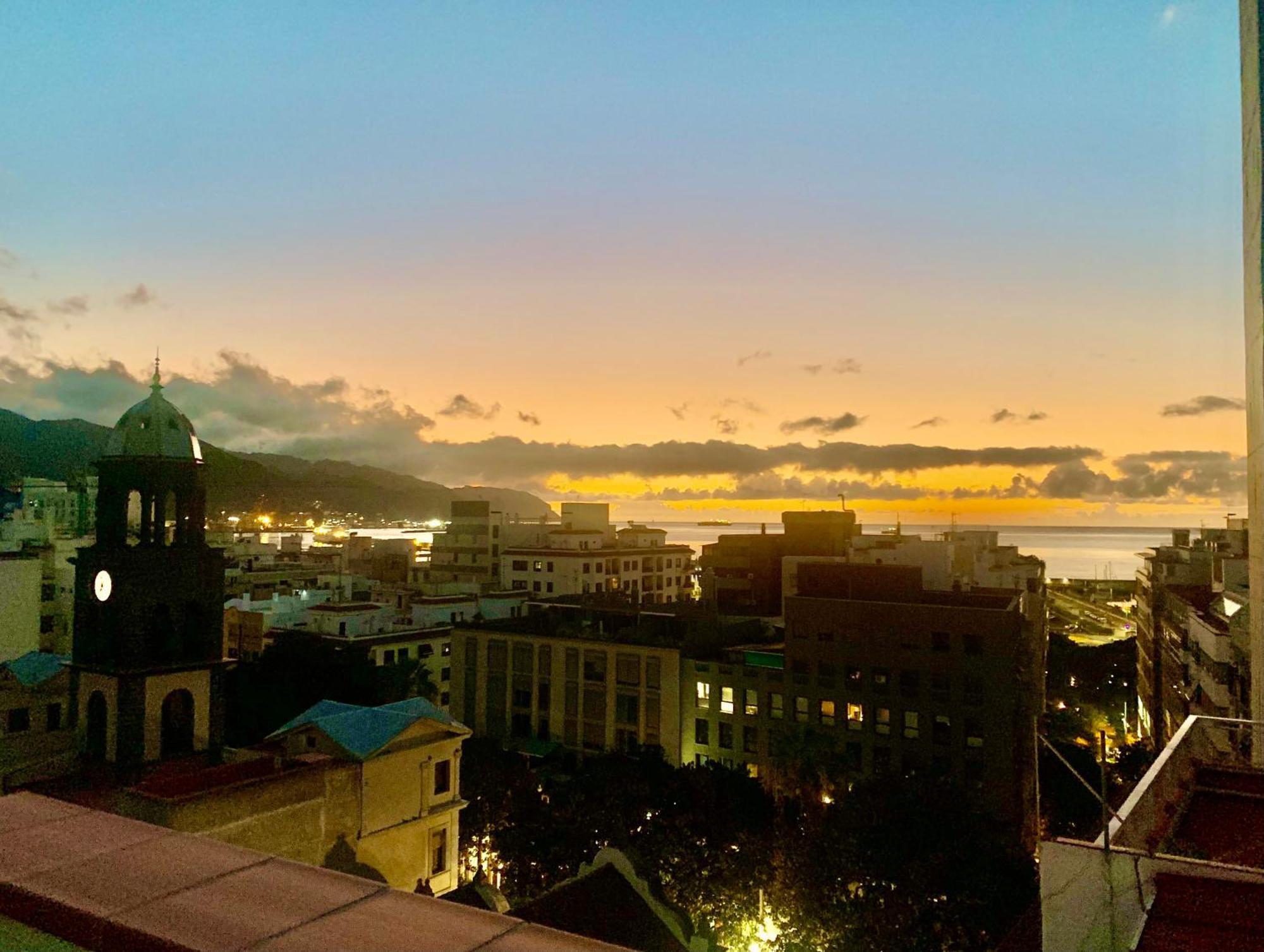 Atico Con Terraza, Vistas Panoramicas Y Parking Lägenhet Santa Cruz de Tenerife Exteriör bild